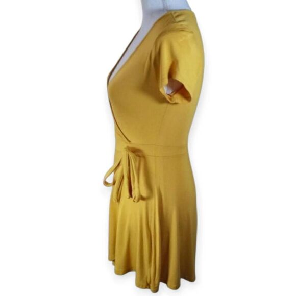 ROLLA COSTER MUSTARD YELLOW FAUX WRAP ROMPER SZ.S EUC. - Picture 4 of 7